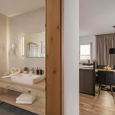 Monas Appartement Mayrhofen